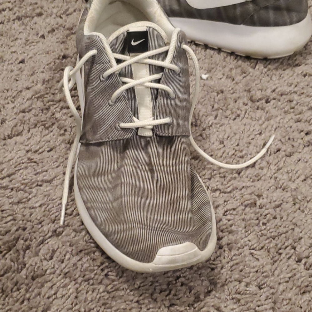 Nike Rosh - Picture 3 of 3